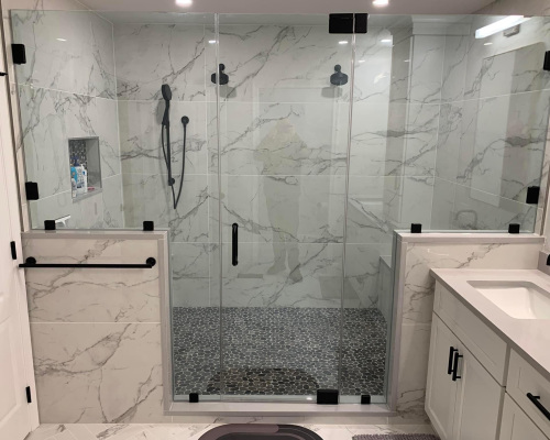 bath-ett-7E2B898F-11F7-4C1E-8415-1E286581F6FE